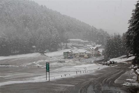 Snowfall Near Delhi 7 Awesome Places To Visit In Himachal Pradesh