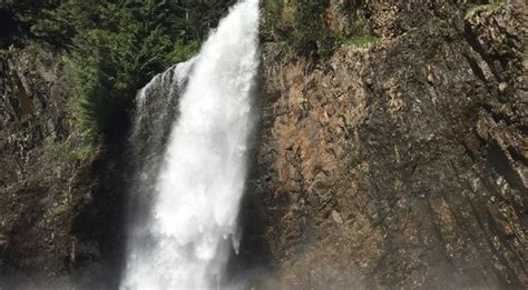 Waterfalls in Washington – Best Cascading Falls To Visit