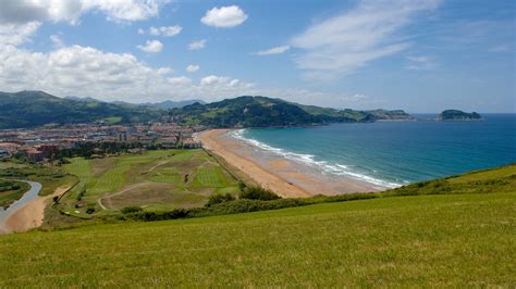 Zarautz, ES Vacation Rentals: villa rentals & more | Vrbo