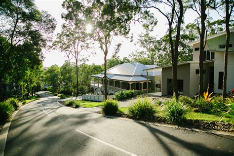 Neighborhood View Down Streetstk Songbird Oxley