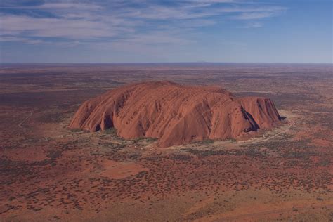 Uluru/Ayers Rock History, Facts & Picture