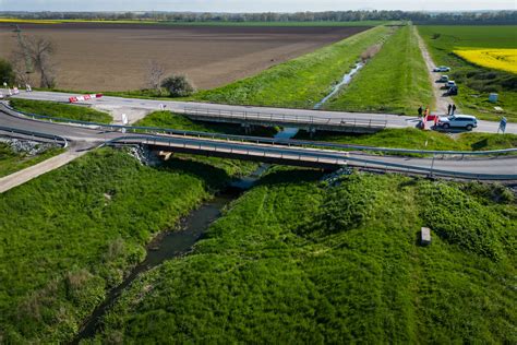 Upa Za Ala S Komplexnou Rekon Trukciou Cesty A Mosta Pri Oporni Pre