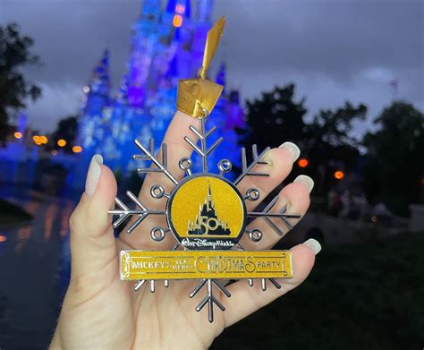 First Look At 2022 Mickeys Very Merry Christmas Party Commemorative