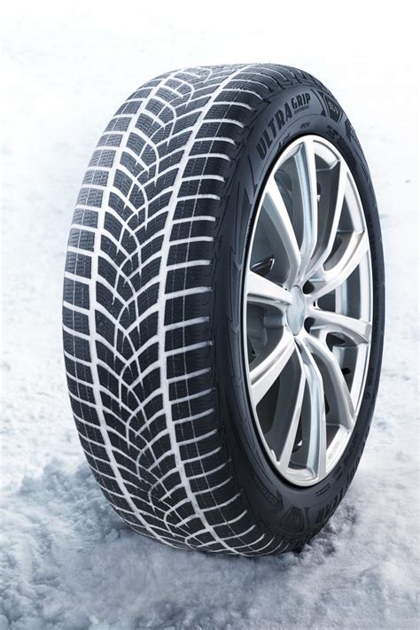 Goodyear UltraGrip Performance SUV Gen-1 v čele testu zimních pneumatik ...