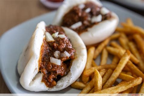 8 Unique Bao In Singapore Filled With Fried Chicken And Salmon Mentaiko