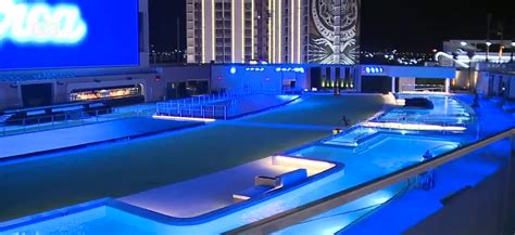 FIRST LOOK: Stadium Swim at Circa hotel-casino to offer heated pool ...