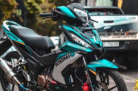 Tampil Atraktif Honda Supra Gtr 150 Pakai Baju Petronas Khas Yamaha