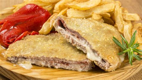 As Es El Mejor Cachopo De Espa A Relleno De Jam N Y Quesos Asturianos