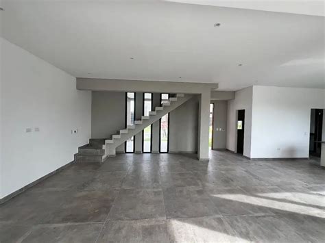 Venta Casa A Estrenar 3 Dormitorios 160m2 2 Cocheras Autopista