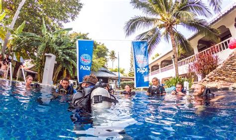 PADI Divemaster Course Koh Phangan Asia Blue Scuba