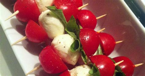 Bocconcini Appetizer Recipe by Julie - Cookpad