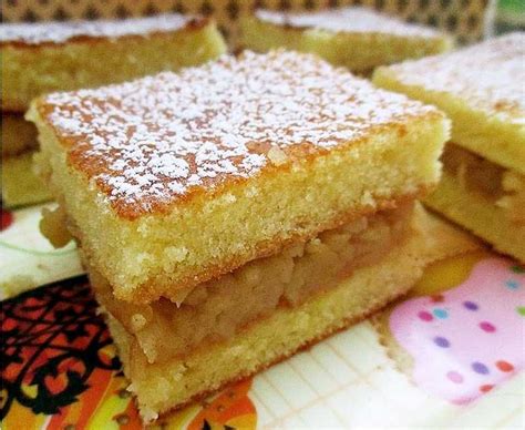 Kolač sa jabukama Cake recipes Cake baking recipes Baking recipes