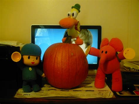 Pocoyo Pato and Ellys pumpkin by porygon2z on DeviantArt