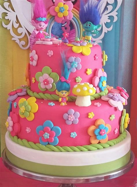 Este Cake Lo Gice Para Isabellita Representa A Los Trolls Fiesta De Cumpleaños Trolls