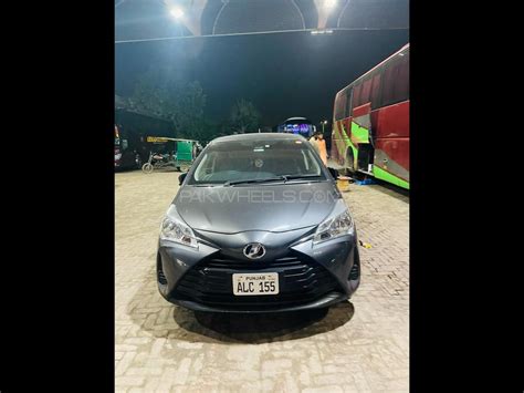 Toyota Vitz F 1.0 2022 for sale in Lahore | PakWheels