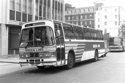 The Transport Library London Country Leyland Tiger TD39 YPD139Y On