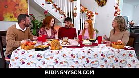 When Everybody Wants To Fuck During Thanksgiving XNXX