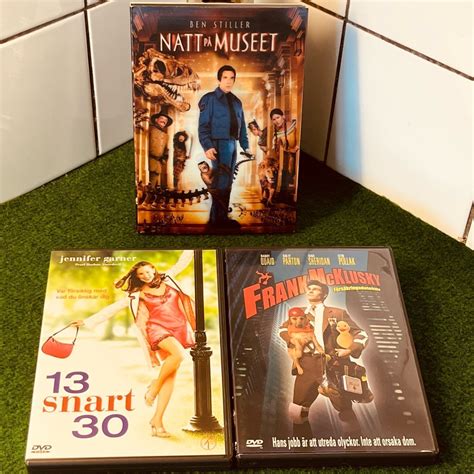 Se produkter som liknar 3 st Komedi Dvd Natt på Muse på Tradera