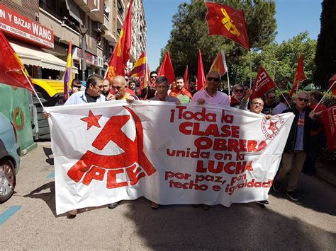 Puertollano Ugt Y Ccoo Celebran El Adi S A Las Cadenas Tras El A