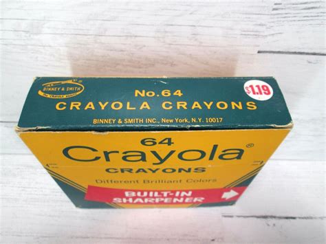 Vintage Crayola Crayon Box 64 Built in Sharpener $1.19 Indian Red Retro ...