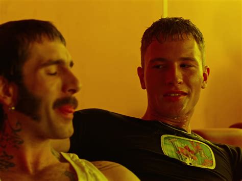 AusCAPS Troye Sivan Shirtless And Nude Dancers In Rush Music Video