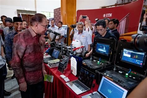 GALERI GAMBAR PROGRAM TEMU ANWAR DI UNIVERSITI TEKNOLOGI MALAYSIA