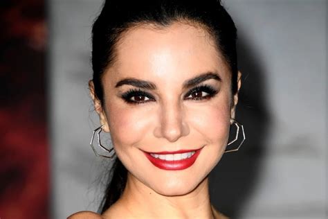 Martha Higareda Sube La Temperatura Con Un Impactante Bikini La