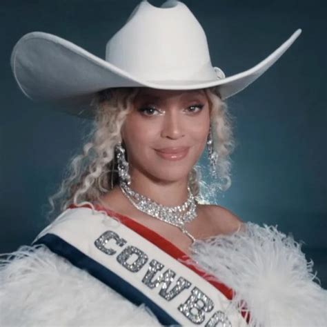 Pepe Moreno é assunto na web após lançar Eu Quero é Ser Gay