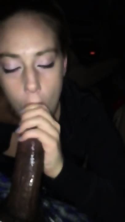 Grown White Woman Passionately Sucks Bbc Amateur