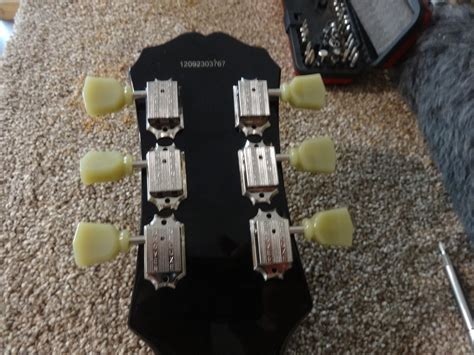 Upgrading Epiphone Les Paul Tuners The Guitar Engineer