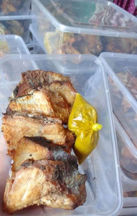 Ikan Manyung Asap Isi 5pcs Free Sambal Lazada Indonesia