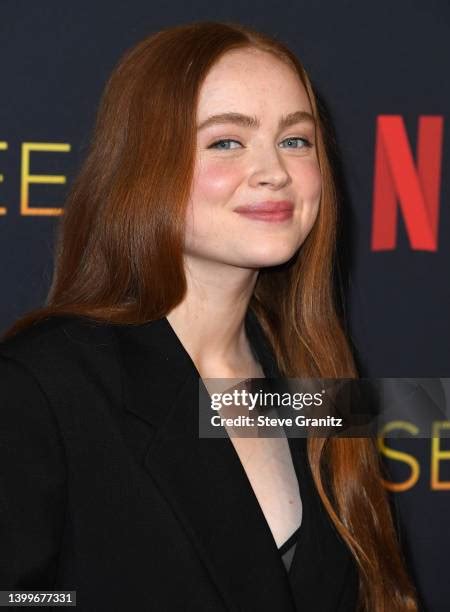 Sadie Sink Photos Photos And Premium High Res Pictures Getty Images