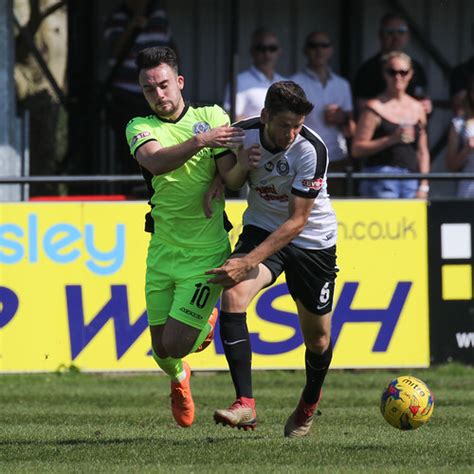 Kings Langley Fc And Dorchester Town Fc Antonio Diaz Of Do Flickr