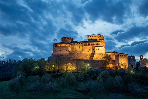 Torrechiara Castle - Traveler