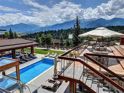 Top 20 Hotels with Pool in Bansko - Anna Holt's Guide 2024