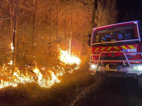 Les Images Saisissantes Des Pompiers De La Corrèze Mobilisés Contre Les