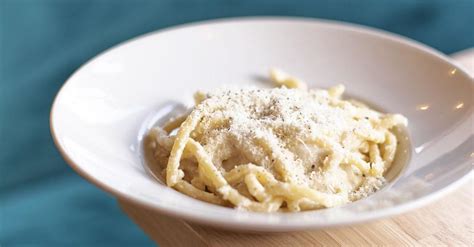 La Cacio E Pepe Histoire Et Recette D Un Plat Italien Mythique