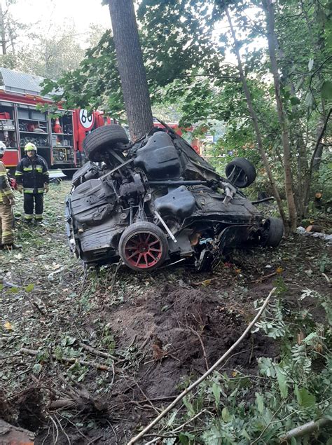 Powiat Siedlecki Region Wypadek Na Trasie Chod W Sucho Ebry