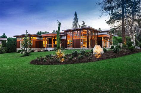 Step Into This Jaw Dropping West Coast Modern Home Thats Eco Friendly