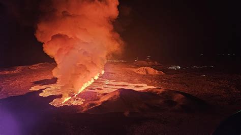 Iceland Volcano Update As Webcams Show Lava Fountains Up To 260 Feet