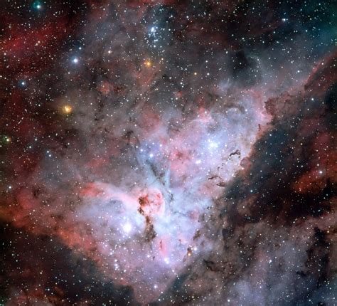 Stunning View Of The Carina Nebula And Keyhole Nebula Hd Wallpaper