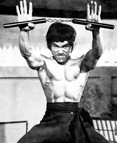 Pin By Take On Bruce Lee Bruce Lee Pictures Bruce Lee Photos Bruce