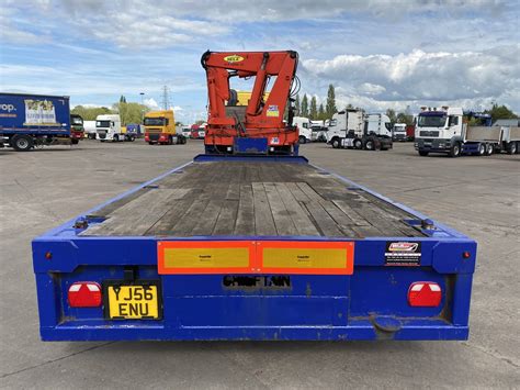 VOLVO FM 8X4 FLATBED CRANE DRAWBAR OUTFIT 2006 YJ56 ENU Walker