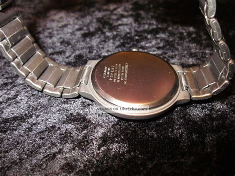 Citizen Titanium Solar Cell Wr 100 Uhr Armbanduhr Uhren