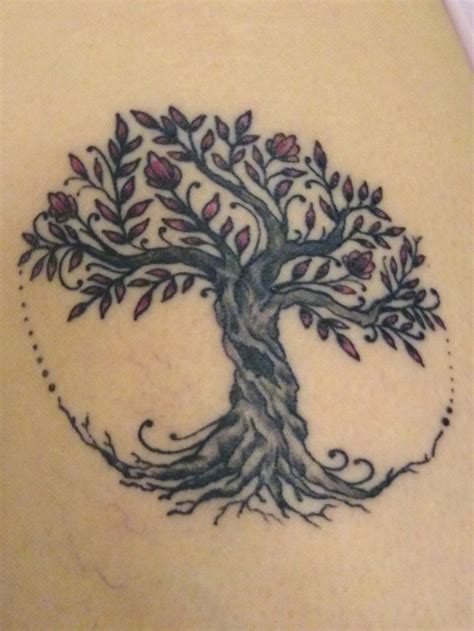 My twisted tree of life/ | Tatoeage inspiratie, Tatoeage ideeën, Tatoeageschetsen