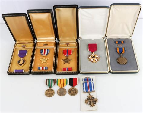 Us Military Medal Lot Silver Bronze Star And More 9360 On Dec 20