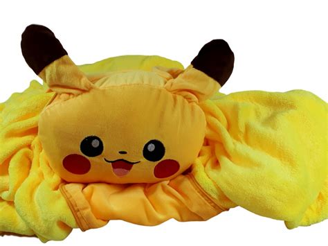 Pikaczu Koc W Zestaw Poduszka Pokemon Maskotka Pikachu Du Y Kocyk