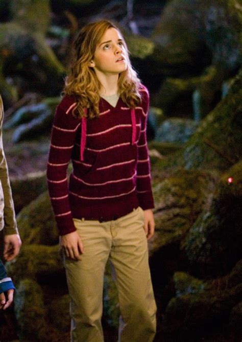 Emma Watson In Harry Potter And The Order Of The Phoenix Hermione Granger Outfits Harry