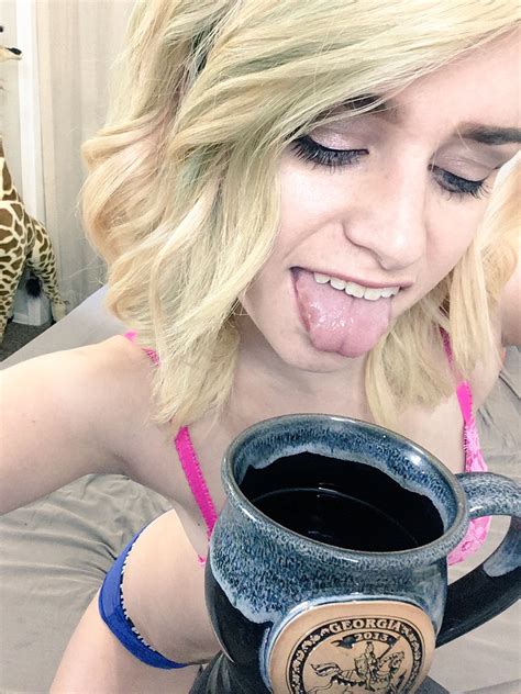 TW Pornstars Alli Leigh AlliLeigh Fun Twitter Morning Coffee Live