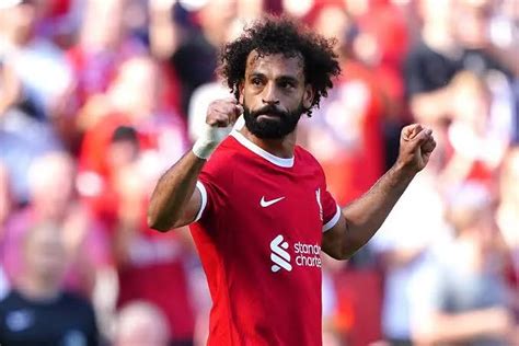 ترتيب هدافي الدوري الانجليزي بعد ثنائية محمد صلاح في شباك ايفرتون